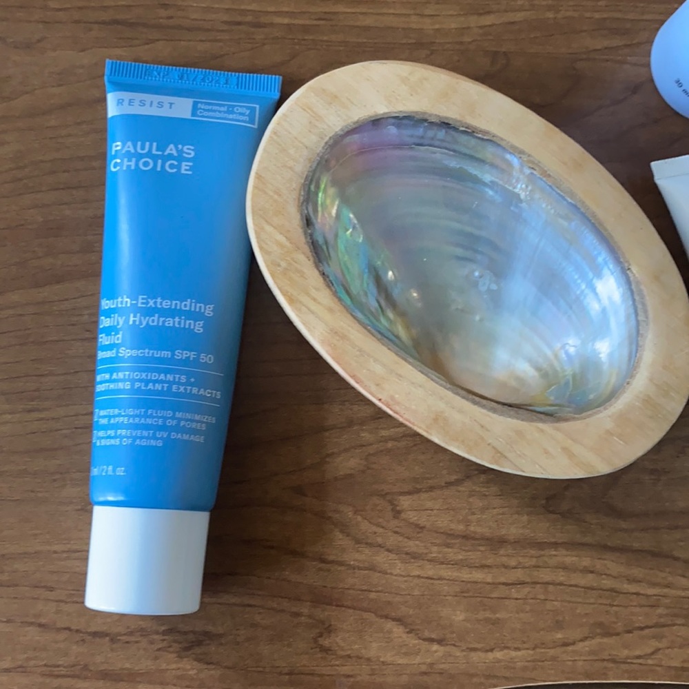 Paula’s Choice Youth Extending Hydrating Fluid